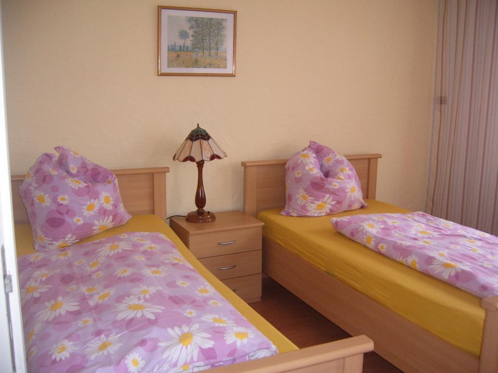 Apartments Svjetlana Лангенарген Стая снимка
